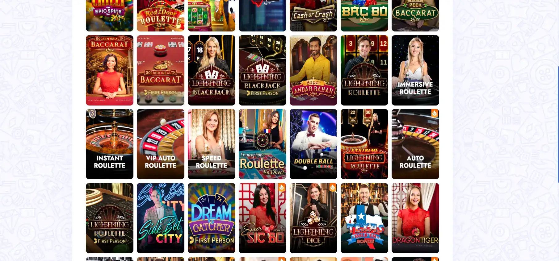 Платежные карты и логотипы криптовалют на темном столе Казино Икс